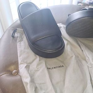 Balenciaga sandle